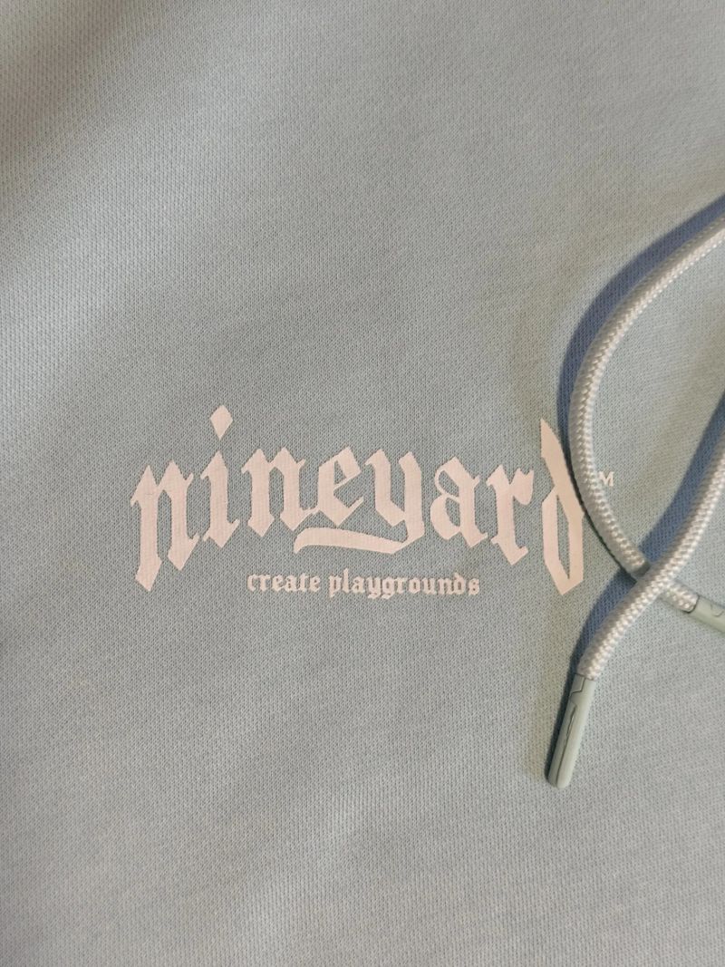 Nenošená mikina Nineyard vel. M