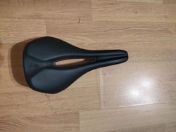 Specialized - Sedlo