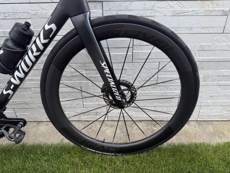 Prodám kolo Specialized S-works Tarmac SL8, vel. 56, Ceramicspeed, ROVAL CLX III, Dura-Ace