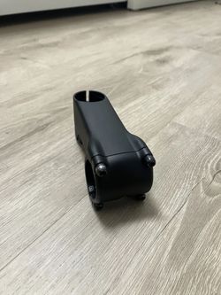 silniční integrovaný aero představec Trek RCS PRO blendr