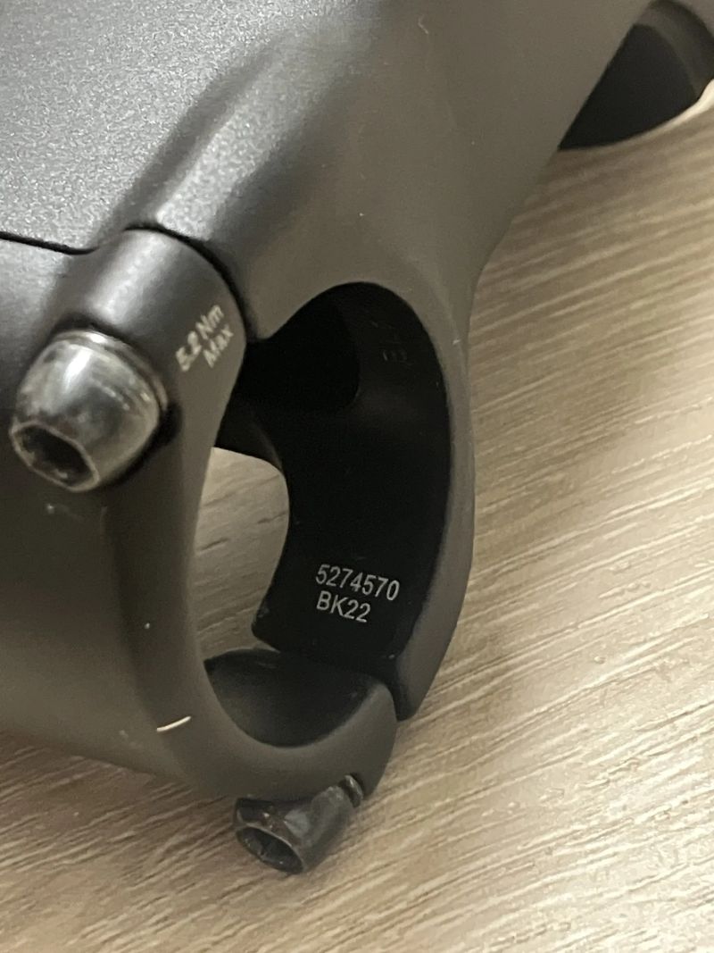 silniční integrovaný aero představec Trek RCS PRO blendr