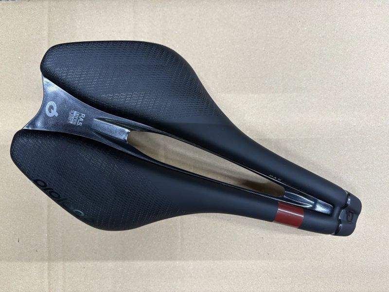 sedlo - PROLOGO DIMENSION AGX T4.0 143 černé - 236g