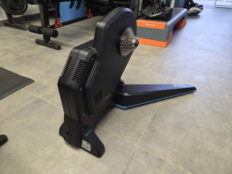 Prodám trenažér Garmin Tacx Flux 2