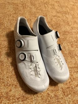 Silniční Shimano tretry, vel.45, bílé