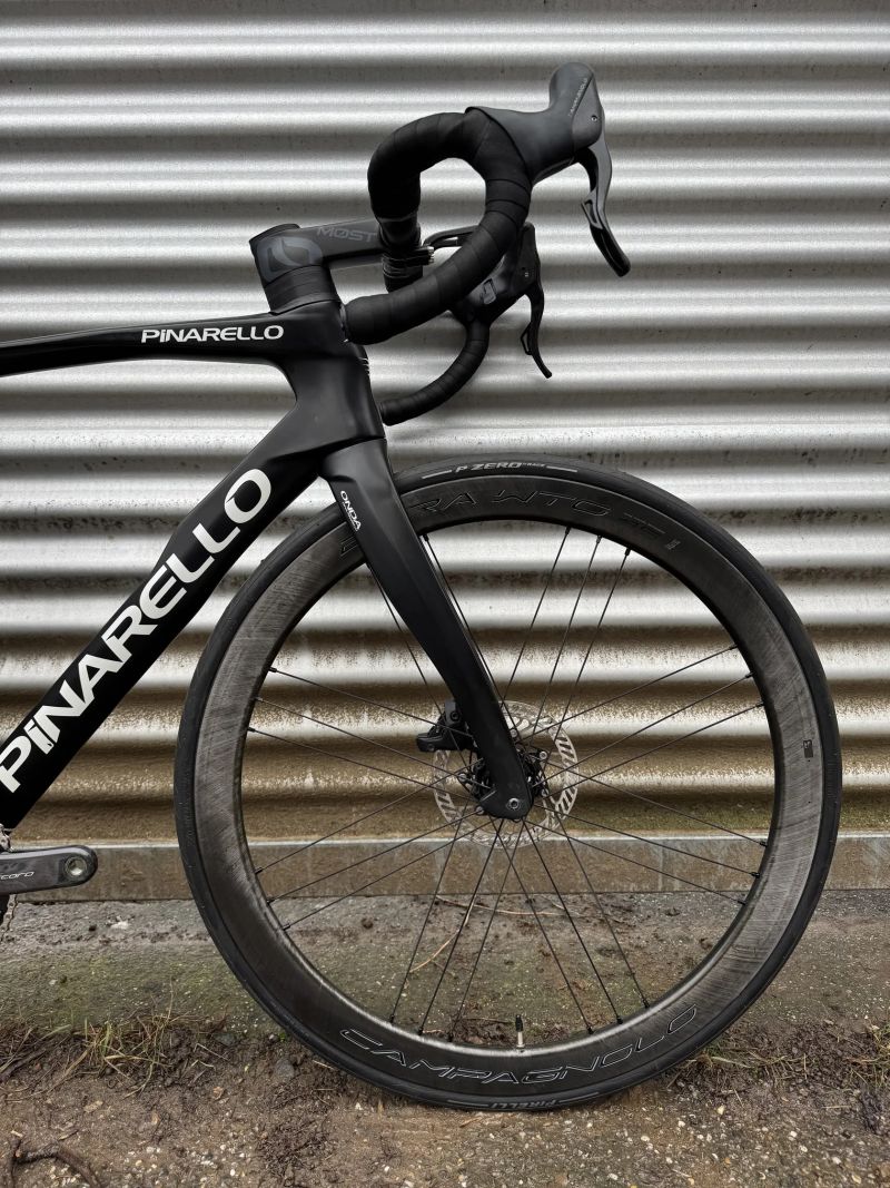 Pinarello Prince - elekrické Campagnolo Super Record EPS, Campagnolo Bora WTO 45, Wattmetr