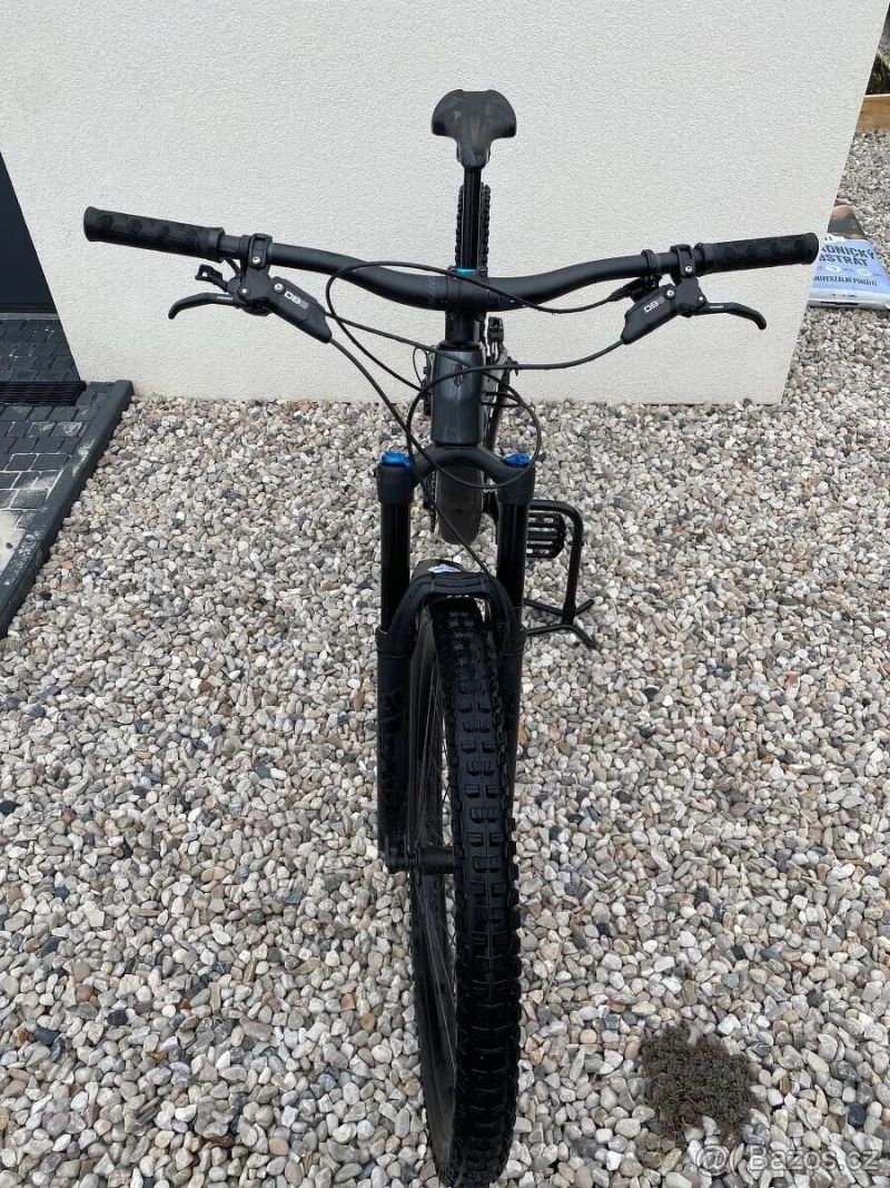 Trek FUEL EX 8 Gen 6 ( M/L )