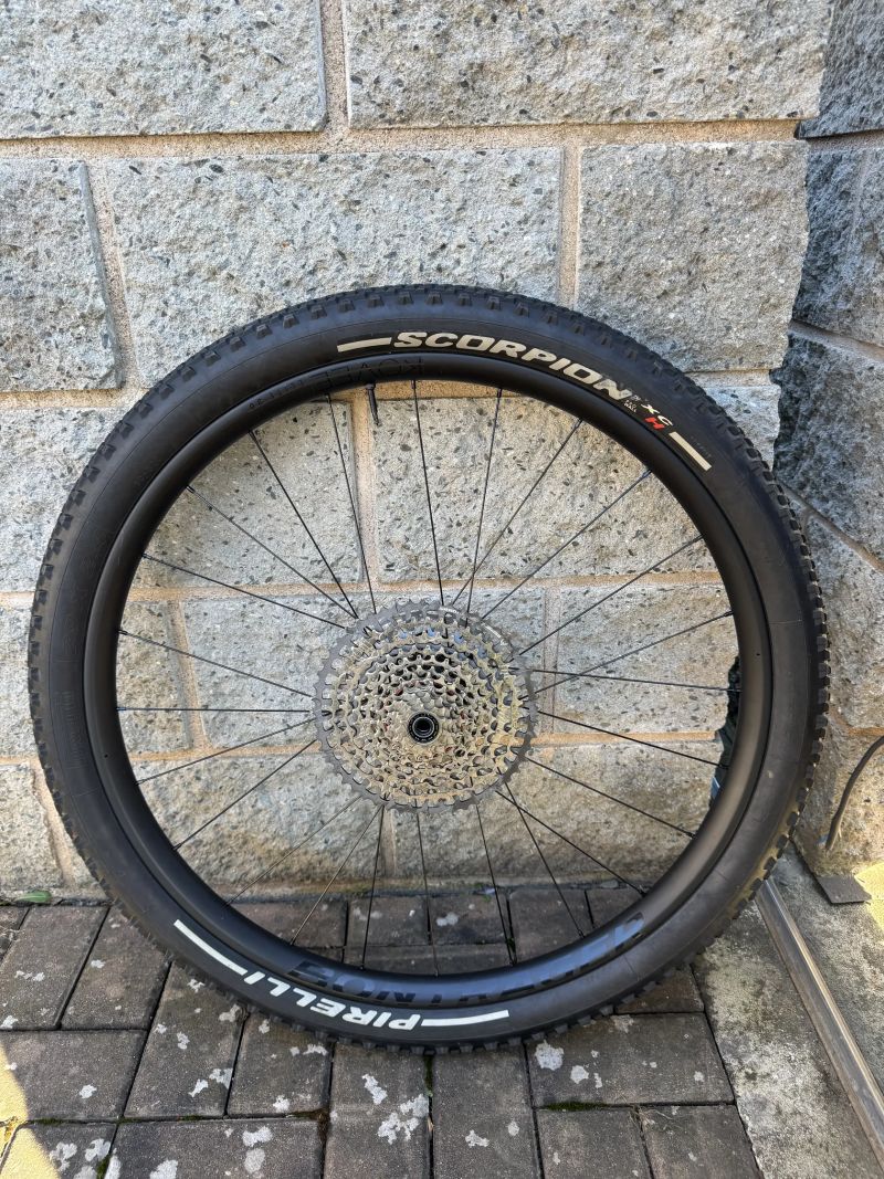 Kola Bontrager Kovee Elite 30 TLR Boost 29