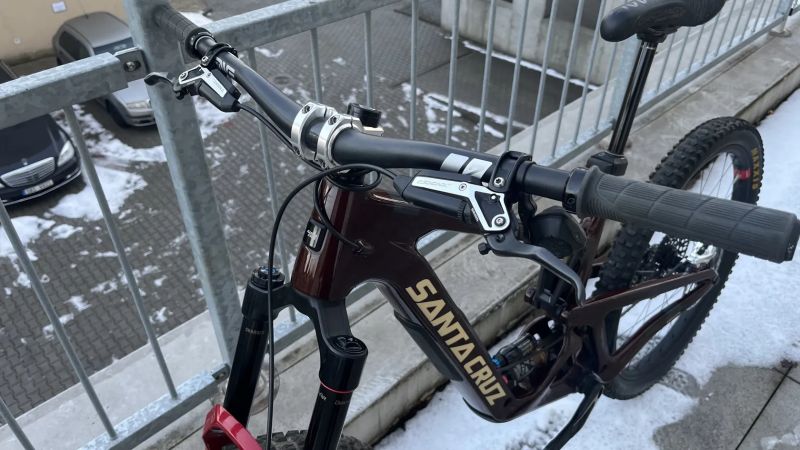Santa Cruz Bronson CC V5 /XX/X0/I9Hydra/RSV
