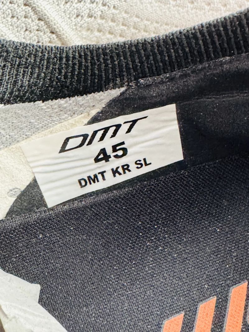 silniční tretry DMT KRSL šedé