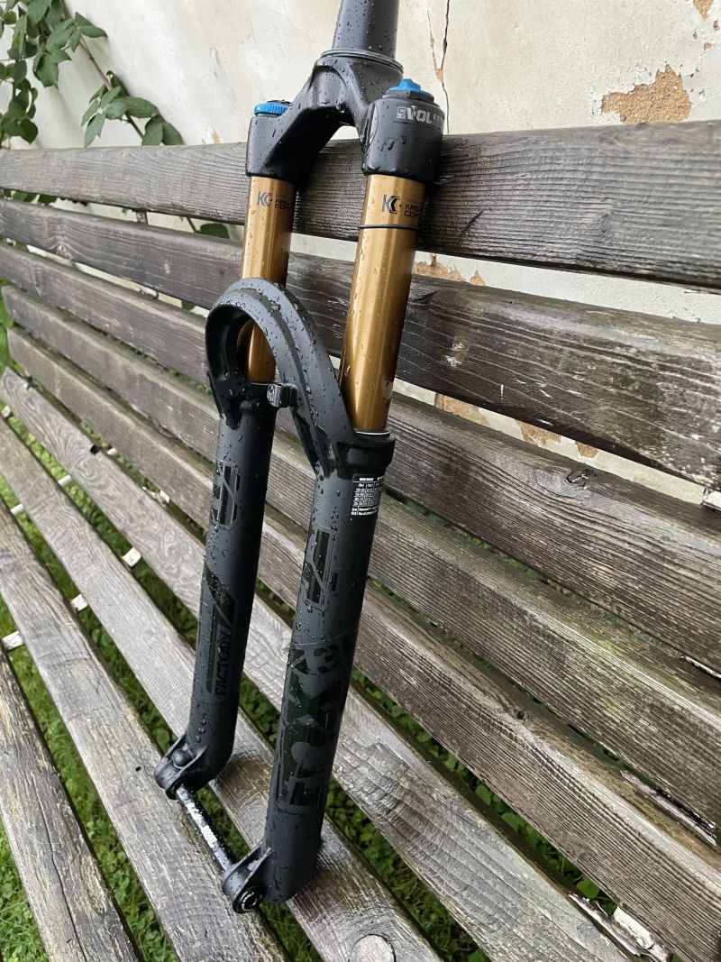 Fox Float 34 -140mm 29’ / 27,5’ GRIP 2 / BOOST FACTORY KASHIMA