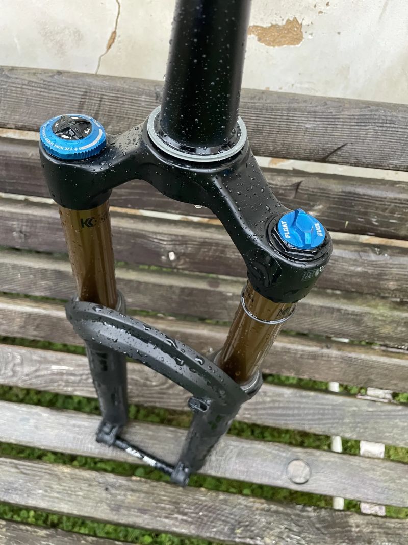 Fox Float 34 -140mm 29’ / 27,5’ GRIP 2 / BOOST FACTORY KASHIMA