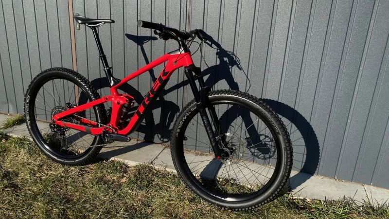 Zánovní Enduro Trek Slash 7 Gen 5