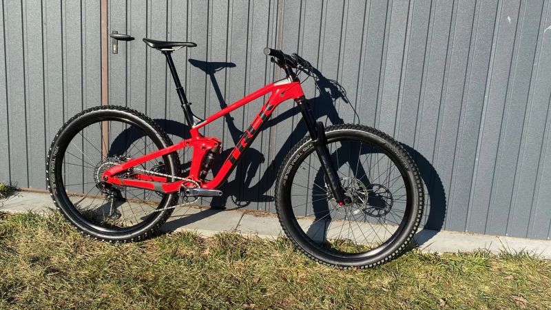 Zánovní Enduro Trek Slash 7 Gen 5