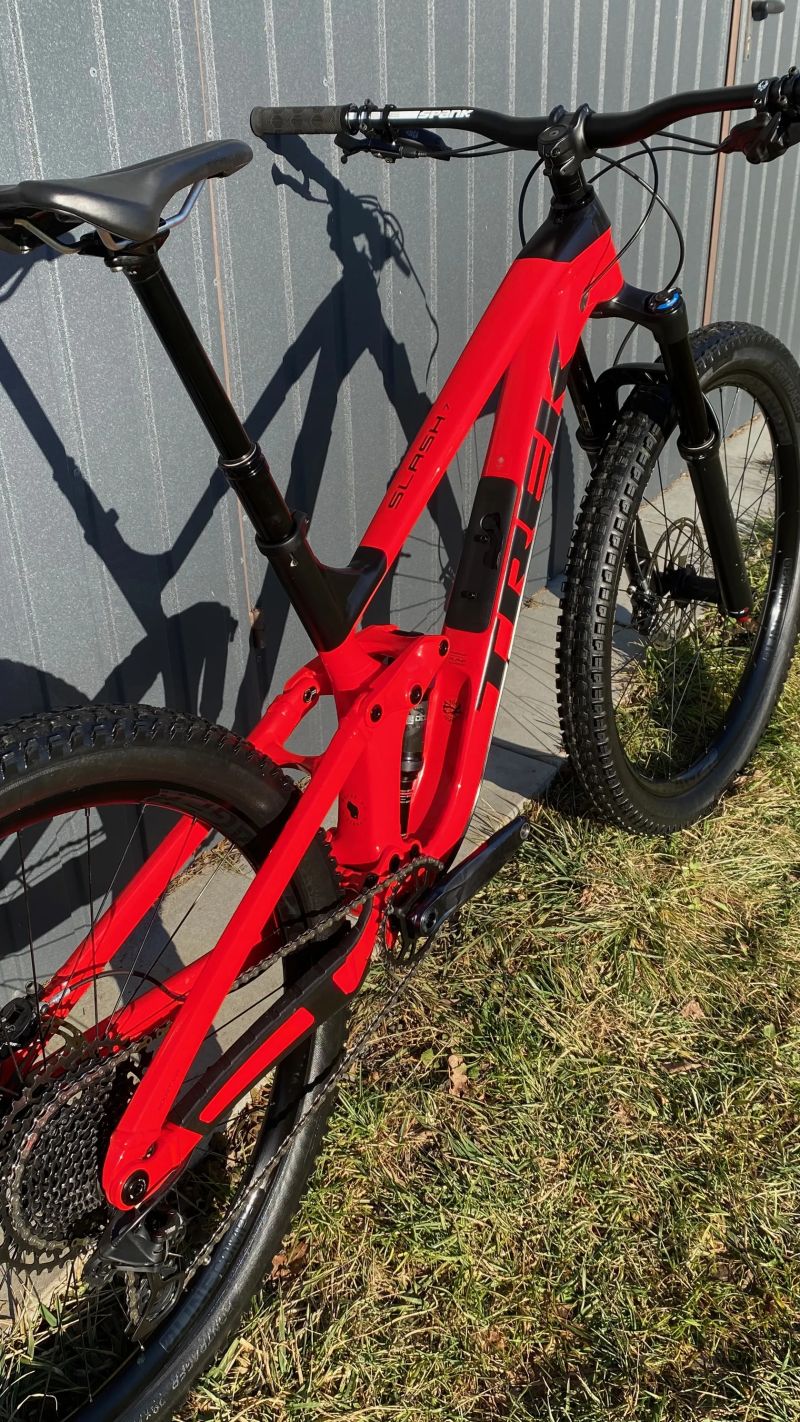 Zánovní Enduro Trek Slash 7 Gen 5