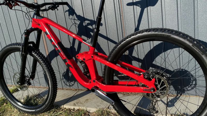 Zánovní Enduro Trek Slash 7 Gen 5