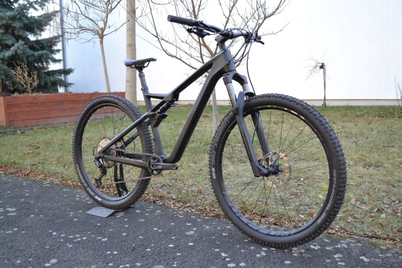Cube AMS C:68 Race Carbon´n´grey (L) Top Stav