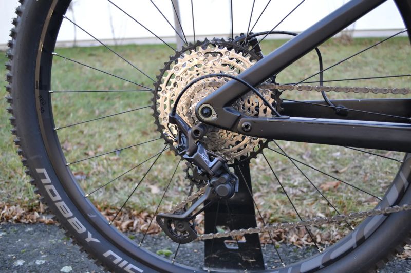 Cube AMS C:68 Race Carbon´n´grey (L) Top Stav