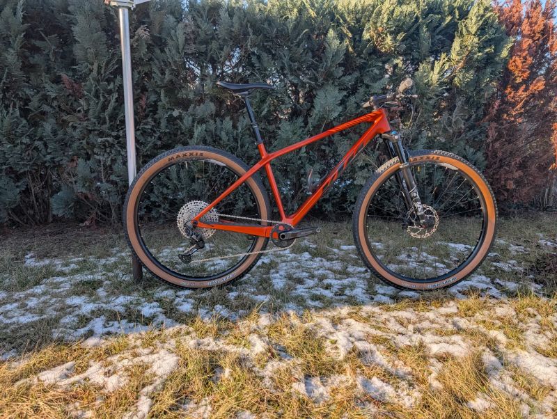 KTM Myroon elite