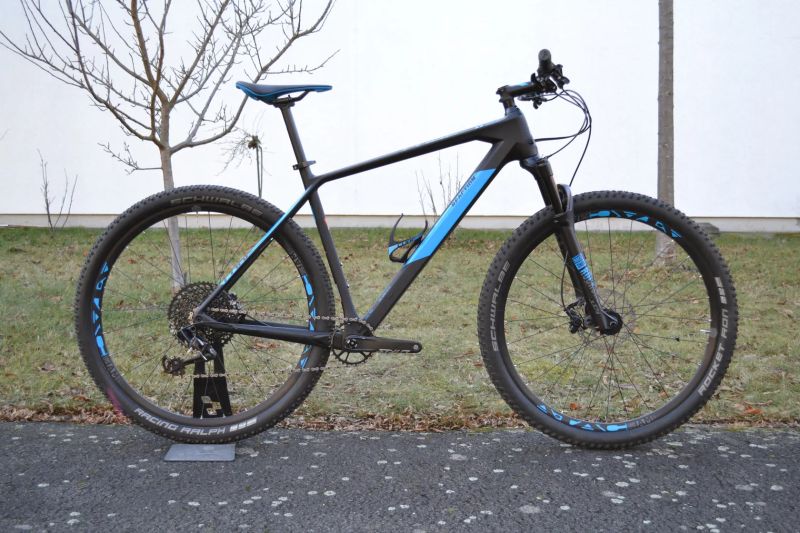 Cube Reaction C62 Pro Carbon (21") Top Stav