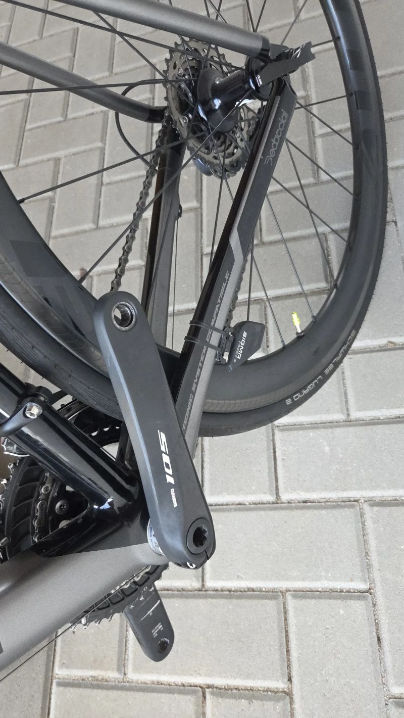 ELITE SLT 50mm carbon V Brake, nebo i s kolem Dedaciai nerrisimo 3.0
