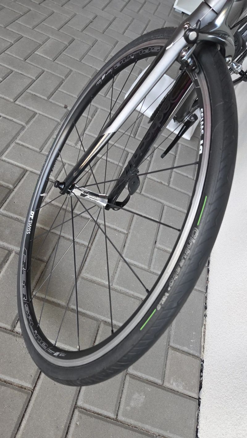 ELITE SLT 50mm carbon V Brake, nebo i s kolem Dedaciai nerrisimo 3.0