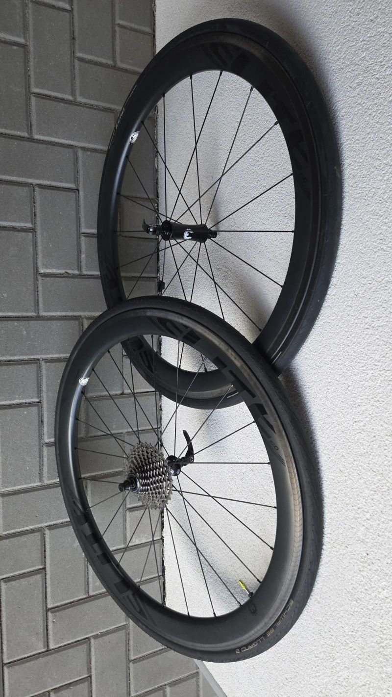 ELITE SLT 50mm carbon V Brake, nebo i s kolem Dedaciai nerrisimo 3.0