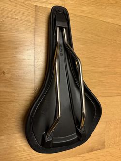 Sedlo Giant Romero SL - nové