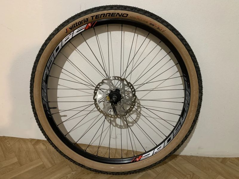 Napletena kola Mach 3.90SL + XT8000