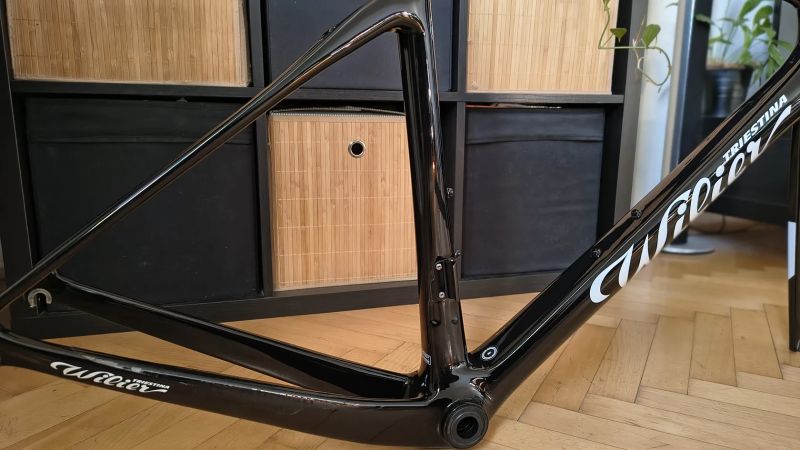 Wilier GTR Team carbon / vel.M / zánovní / rámová sada pro ráfkové brzdy