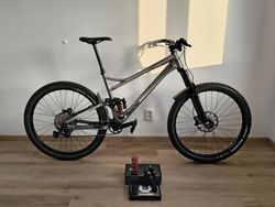 Banshee Bikes Prime V3, XL málo jeté