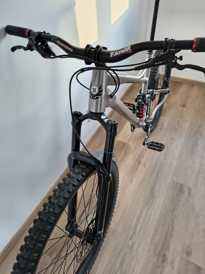 Banshee Bikes Prime V3, XL málo jeté