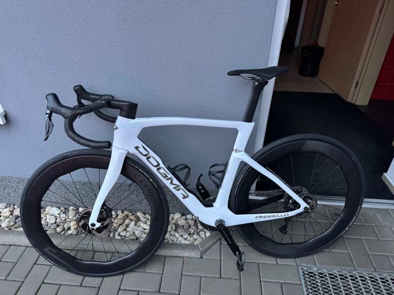 Rámová sada Pinarello Dogma F Edge Crystal White 2025 velikost 54