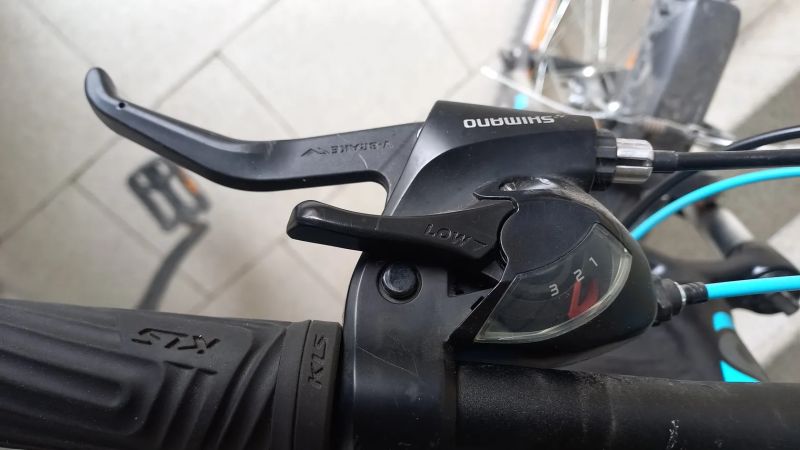 Juniorské kolo Kellys Viper 15,5" rám, 26" kola