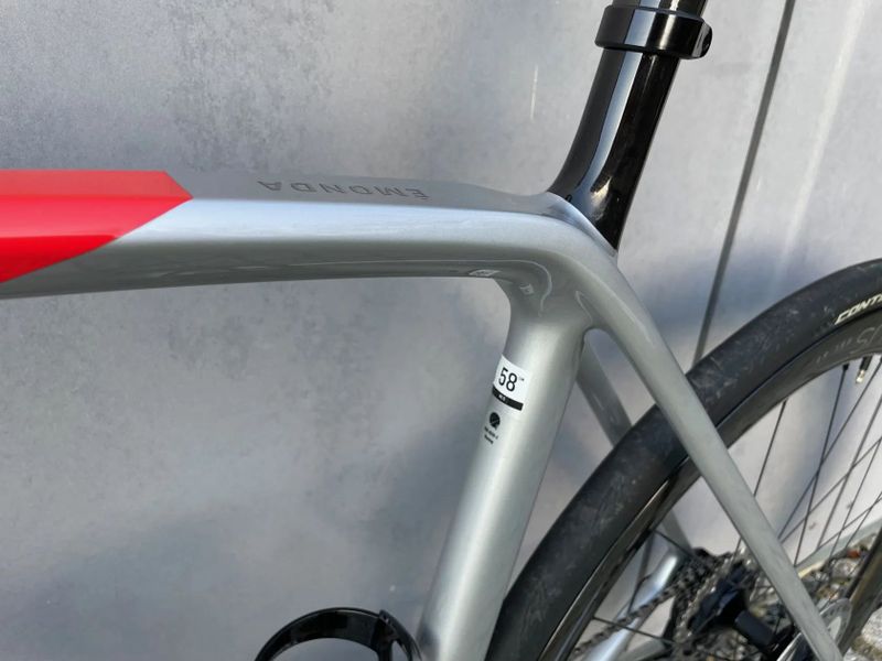 Trek Emonda SL 6 Di2 Shimano Ultegra vel. 58 (na postavu 180 cm - 185 cm)