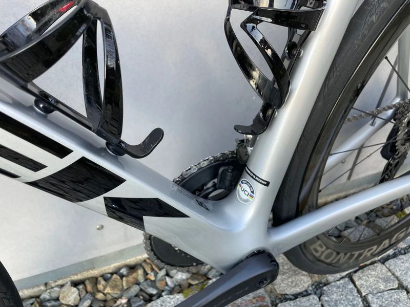 Trek Emonda SL 6 Di2 Shimano Ultegra vel. 58 (na postavu 180 cm - 185 cm)