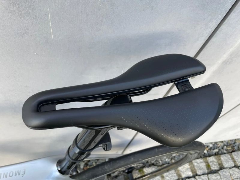 Trek Emonda SL 6 Di2 Shimano Ultegra vel. 58 (na postavu 180 cm - 185 cm)