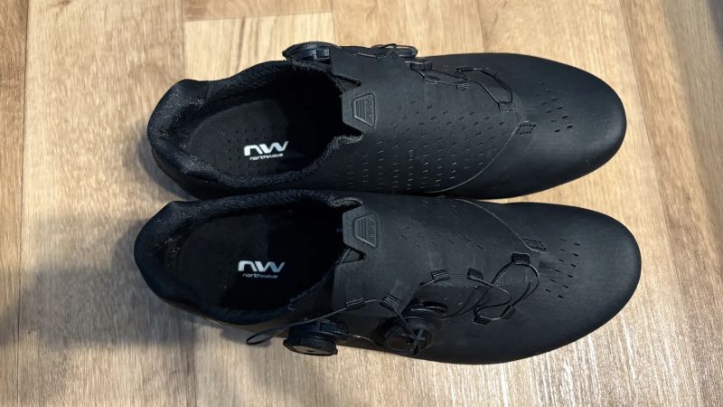 Northwave Extreme GT3 Iriscident/black vel.43