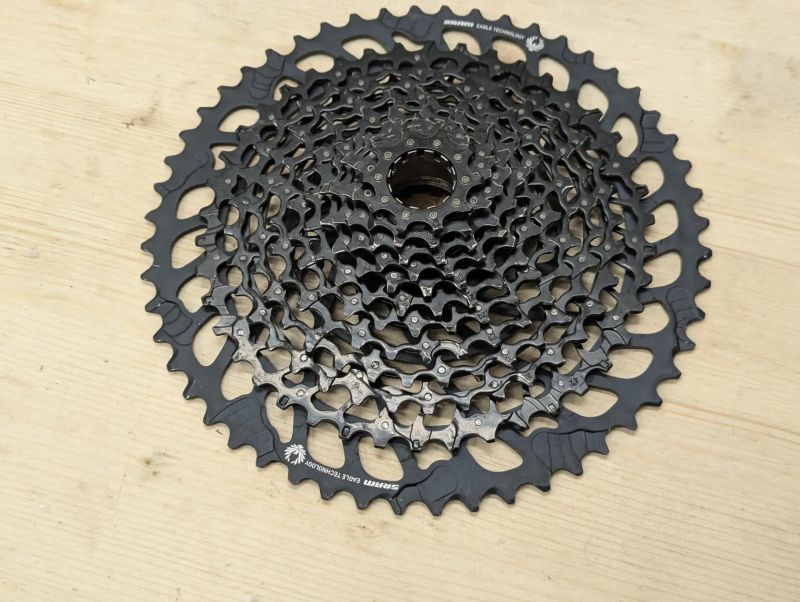 XG-1275 - 1x12 (Eagle)