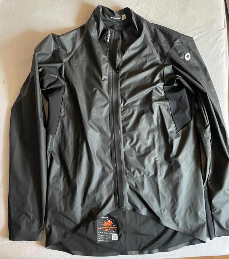 Assos MILLE GTS WASSERSCHNAUZE RAIN JACKET S11