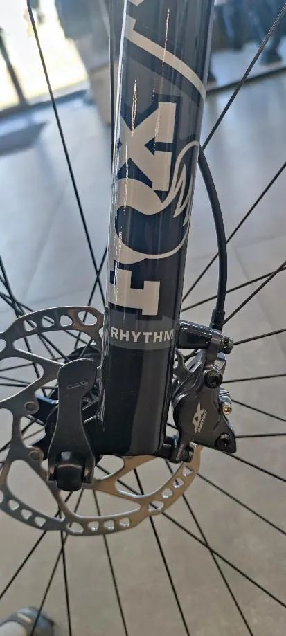 Prodám nové karbonové MTB 29 zn. MMR rakish 50