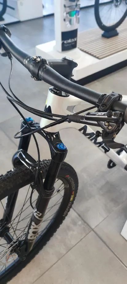 Prodám nové karbonové MTB 29 zn. MMR rakish 50