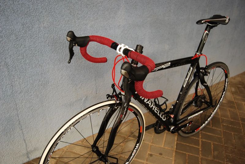 Karbonové silniční kolo Pinarello 55CM