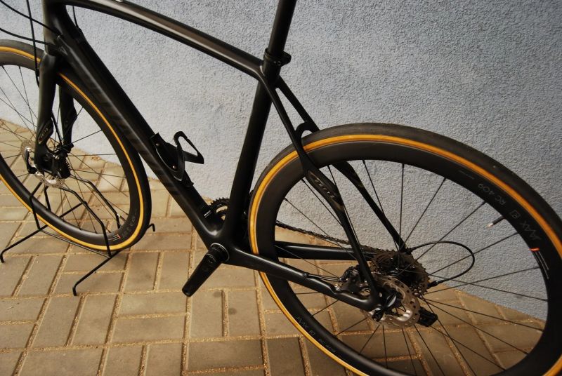 Specialized Roubaix Carbon Disc 56CM