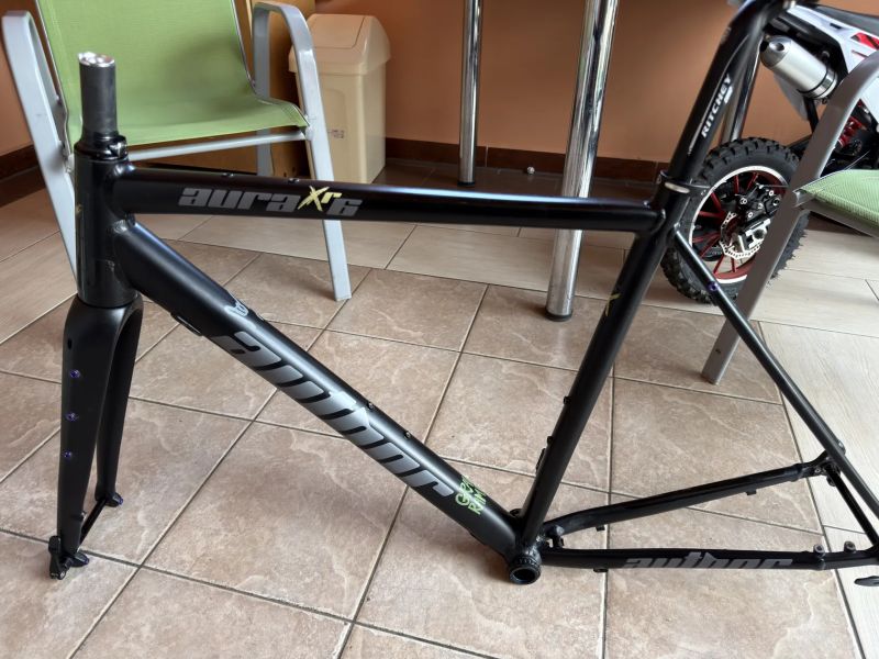 Gravel rámová sada 