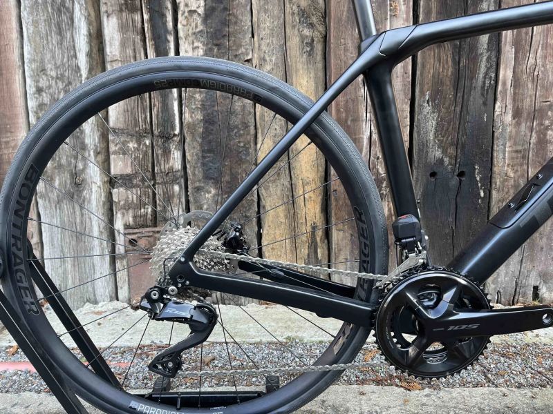 TREK silniční kolo Domane SL 6 Disc 4.Gen. Satin Trek Black (nové) velikost 54