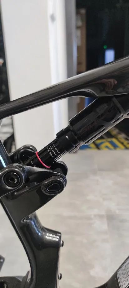 Prodám NOVÉ horské kolo zn. Cannondale Scalpel 2 Lefty (Smoke Black), vel. M za 132 990Kč 