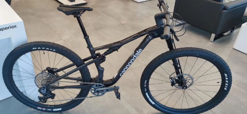 Prodám NOVÉ horské kolo zn. Cannondale Scalpel 2 Lefty (Smoke Black), vel. M za 132 990Kč 