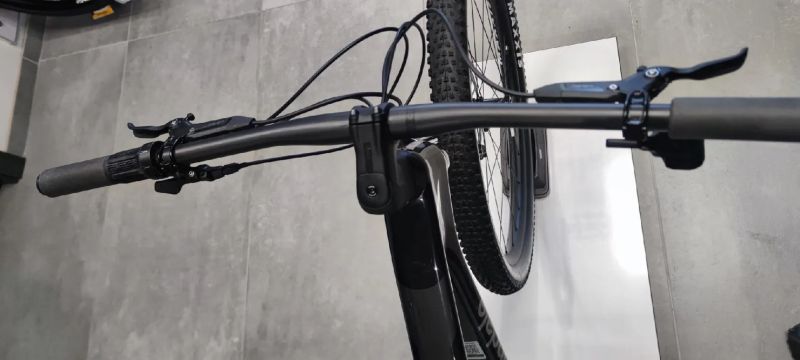 Prodám NOVÉ horské kolo zn. Cannondale Scalpel 2 Lefty (Smoke Black), vel. M za 132 990Kč 
