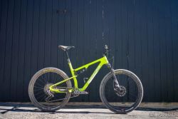 Satna Cruz Blur 4 C S TR - 29”, vel. L, NOVÉ