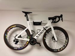 Canyon Aeroad CF SLX 8 AXS